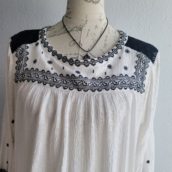 KNOX ROSE White Boho Top - Picture 7 of 7